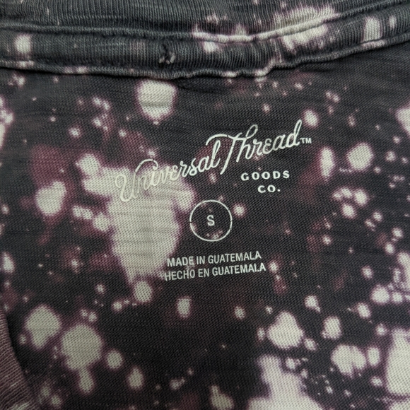 Universal Thread Tie Dye V-neck T-shirts Bundle - Picture 10 of 12